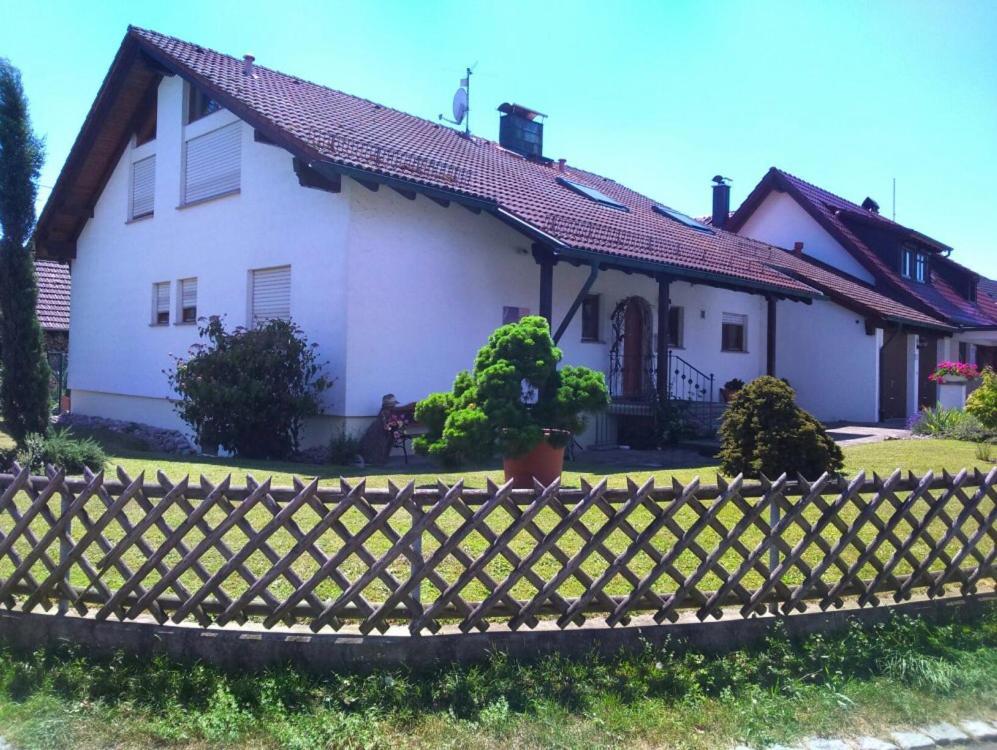 Haus Saentisblick Διαμέρισμα Eriskirch Εξωτερικό φωτογραφία